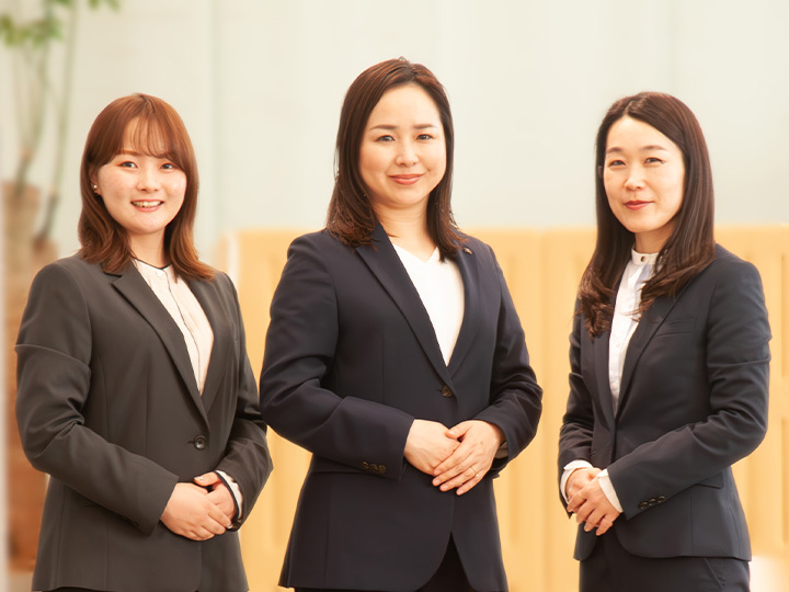 採用担当者